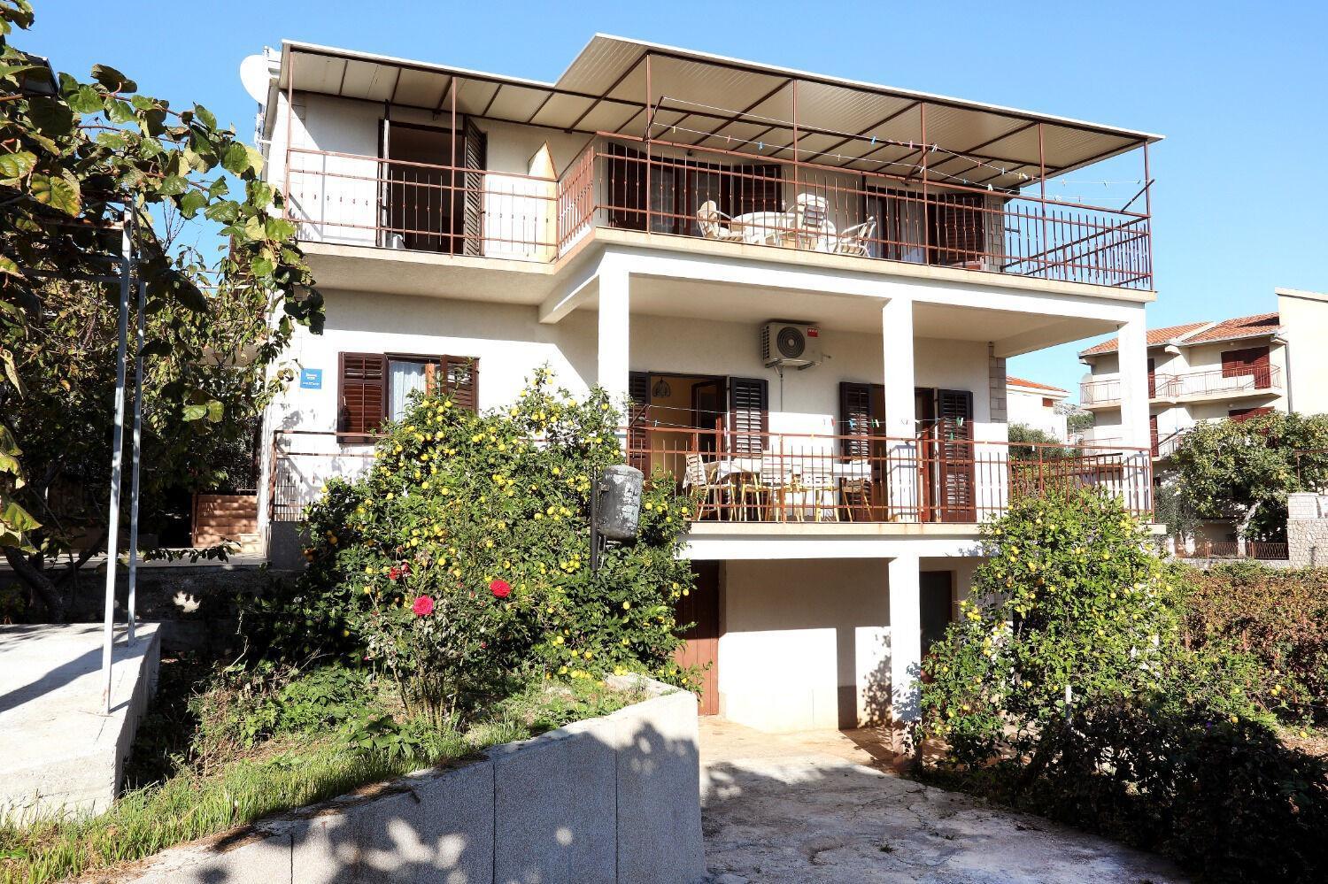 Apartments Ante - 50 M From The Sea Seget Vranjica Esterno foto