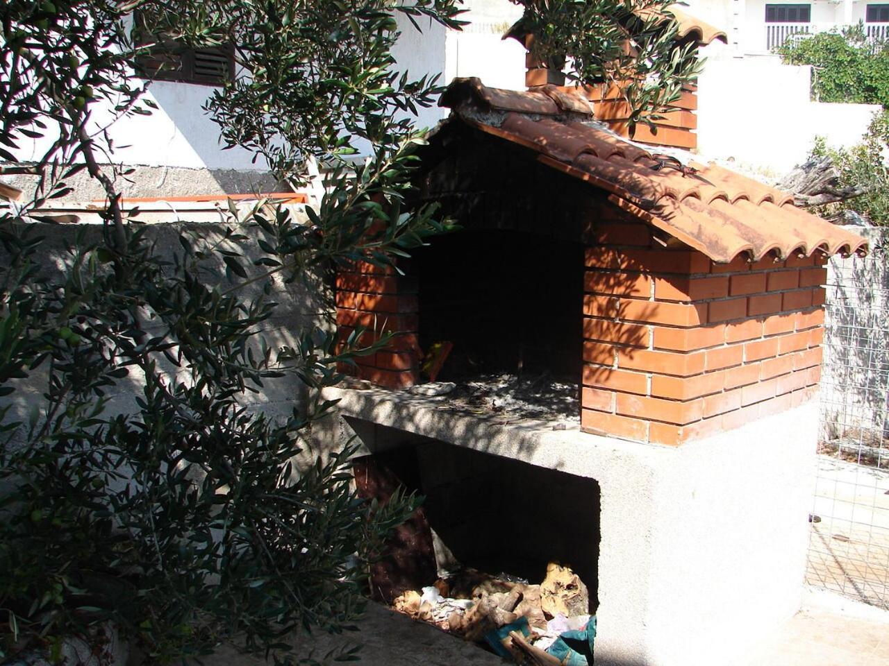 Apartments Ante - 50 M From The Sea Seget Vranjica Esterno foto